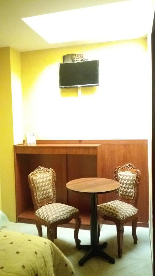 Hotel Saint Thomas Quito Zewnętrze zdjęcie